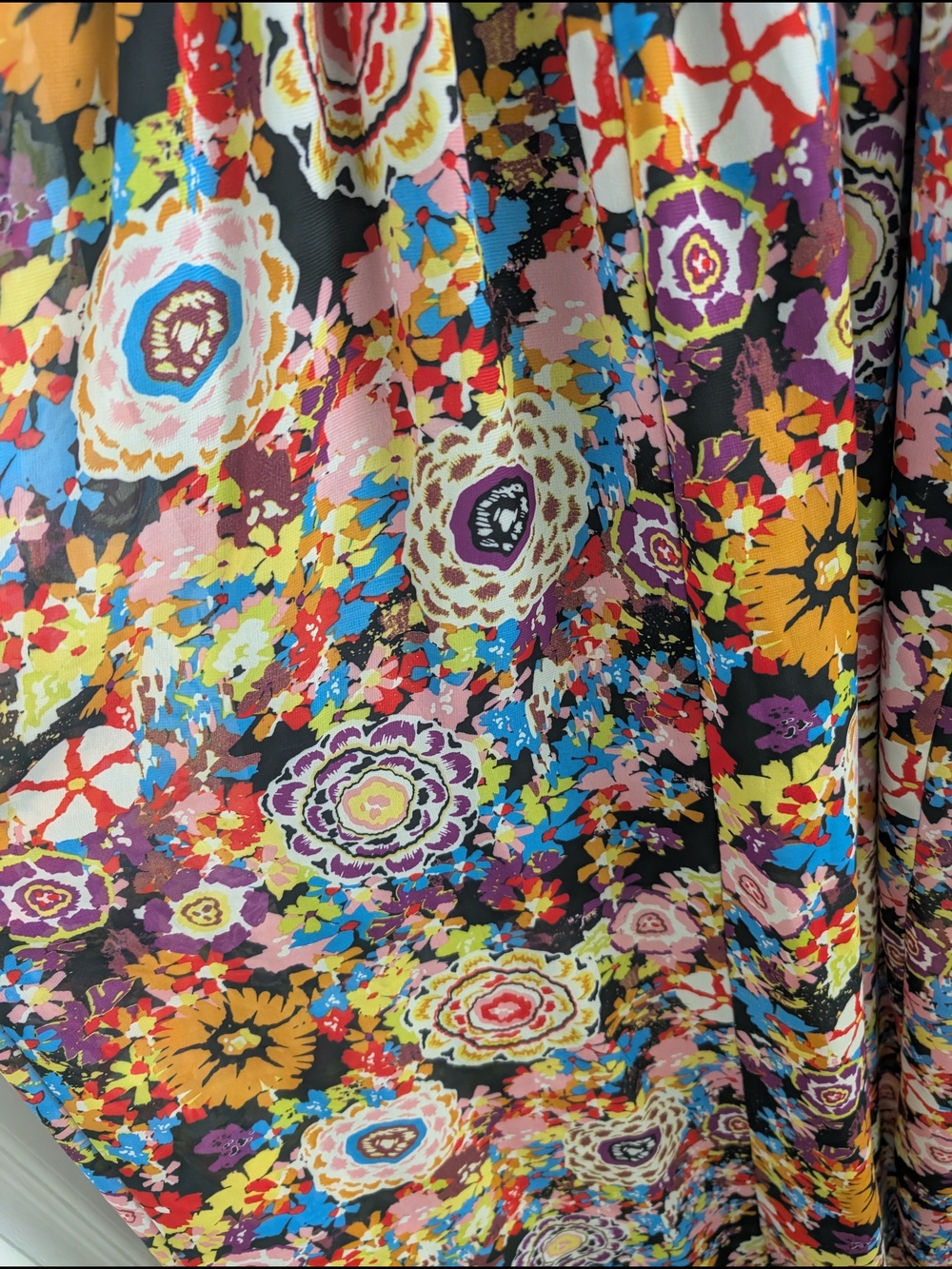 Streetwear Society Floral Maxi Dress - Black Multicolor - Picture 3 of 5
